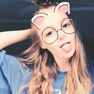 Meet your Posher, Jenna